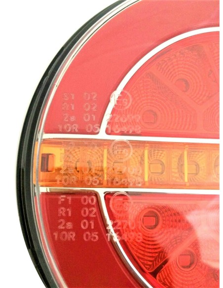 LED Rückleuchte 140 Positionsleuchte Bremsleuchte dynamische Blinker E9 Rechts