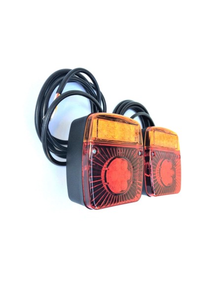 2x LED Rückleuchte 3 Funktion 101x121x56 mm LKW PKW Anhänger Traktor Wohnmobile