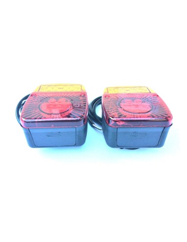 2x LED Rückleuchte 3 Funktion 101x121x56 mm LKW PKW Anhänger Traktor Wohnmobile
