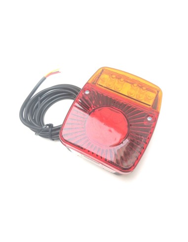 LED Rückleuchte 4 Funktion m. Kennzeichenleuchte 101x121x56 PKW Anhänger Traktor