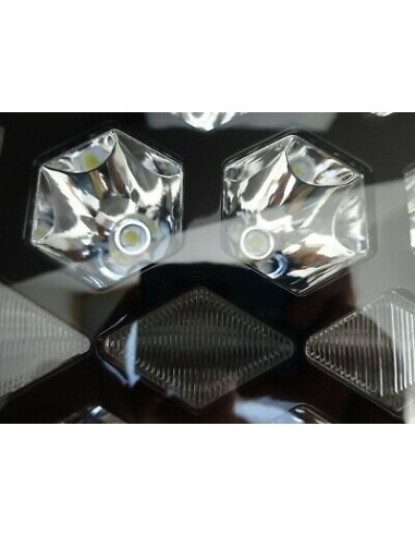 LED Fernscheinwerfer mit Positionsleuchte E9 Rund 12V 24V Ø220 mm Metallgehäuse