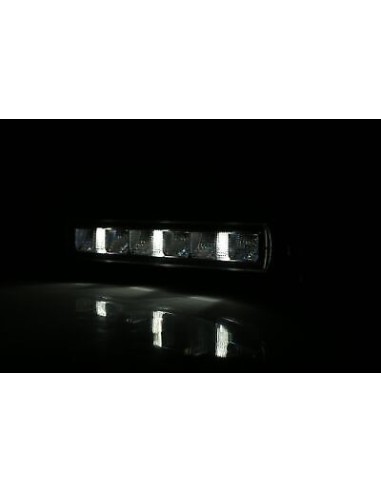 11 "LED-Straßenscheinwerfer + LED-Tagfahrlicht