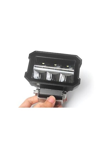 SCHEINWERFER EINFASSUNG OHNE + POSITION