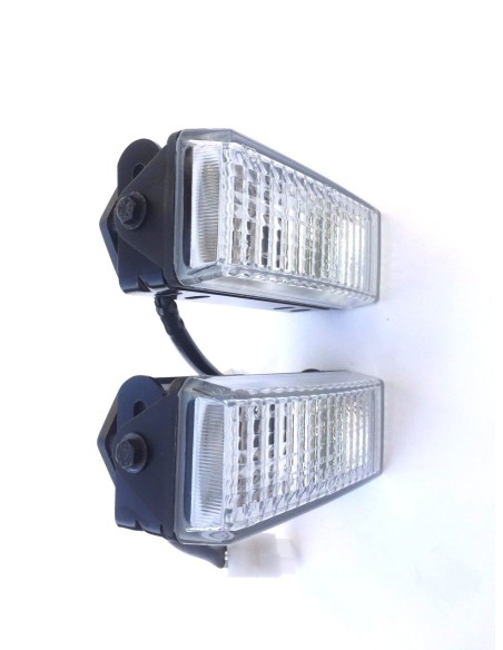 2x Arbeitsscheinwerfer Halogen Zusatzscheinwerfer 12V LKW Traktor mit Glühbirnen