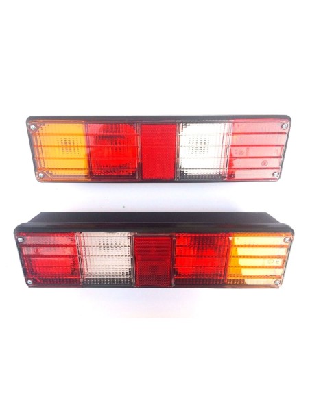 Rückleuchte Heckleuchte Rücklicht kombiniertes Rücklicht SET R+L 12-24V E9